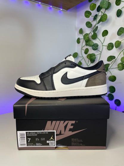 Jordan 1 Retro Low OG - Mocha [EU40]