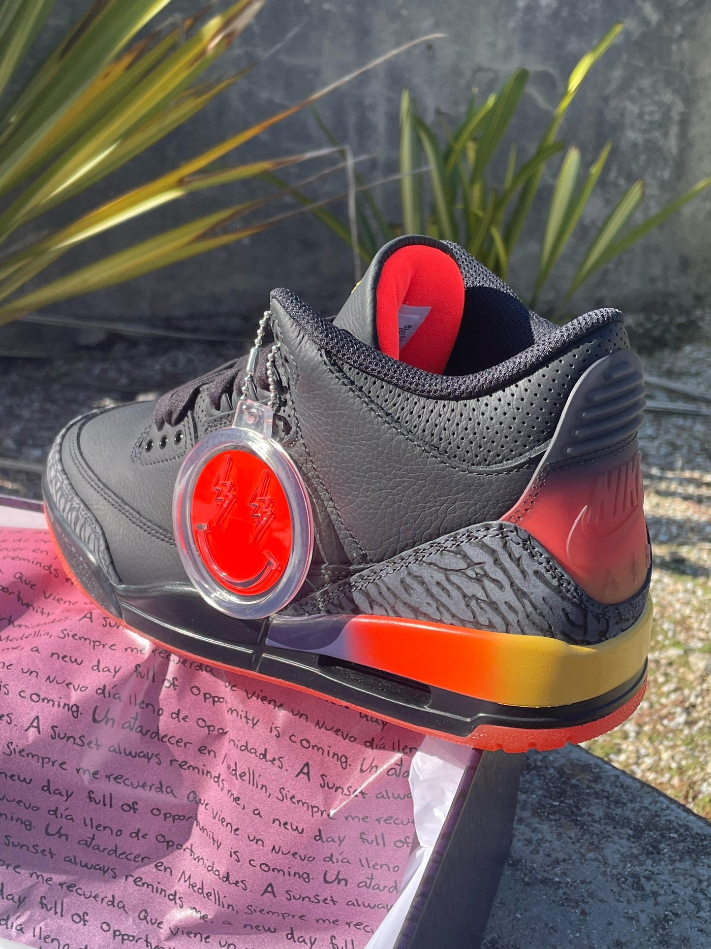 Jordan 3 Retro - J Balvin Rio [EU40]