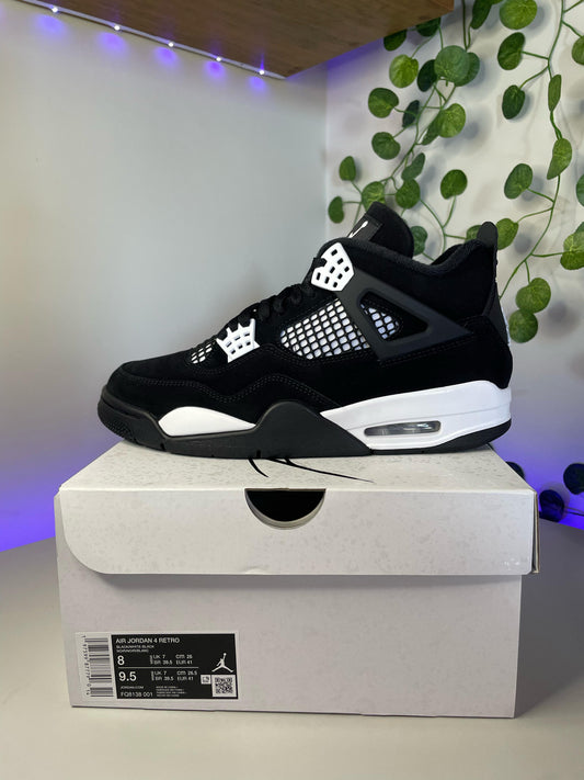Jordan 4 Retro - White Thunder