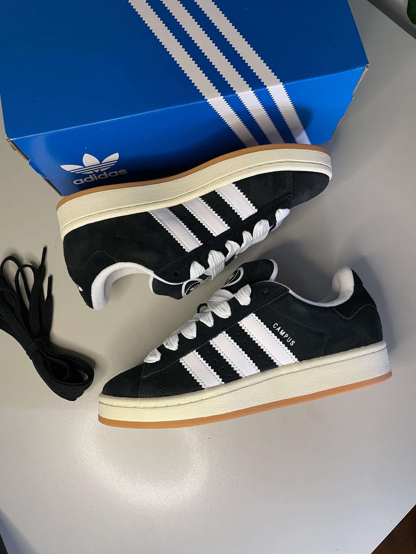 Adidas Campus 00s - Black