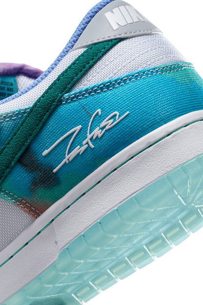 Nike SB Dunk Low - Futura Laboratories Bleached Aqua [EU42]